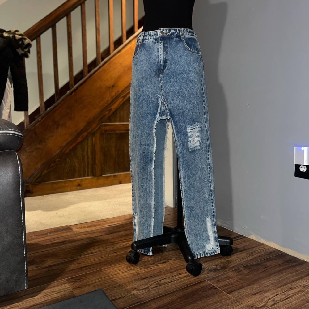 NWT Rehab distressed denim maxi skirt W/high splits - S (says M fits like a 4)